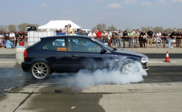 Turbosinger és a Dragracing